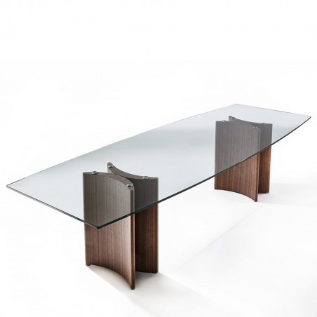 Porada - Alan Shaped Table