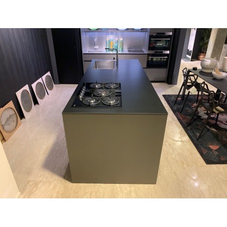 Meson's - Cucina ad Isola Tratto Linea