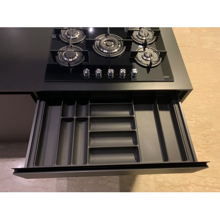 Meson's - Cucina ad Isola Tratto Linea