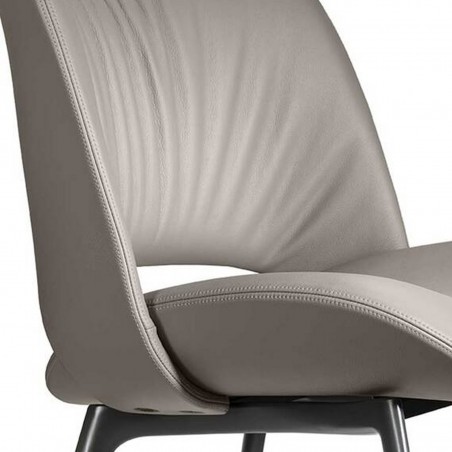 Poltrona Frau - Nice Little Armchair