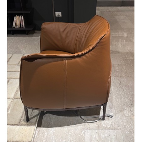 Poltrona Frau - Archibald Armchair